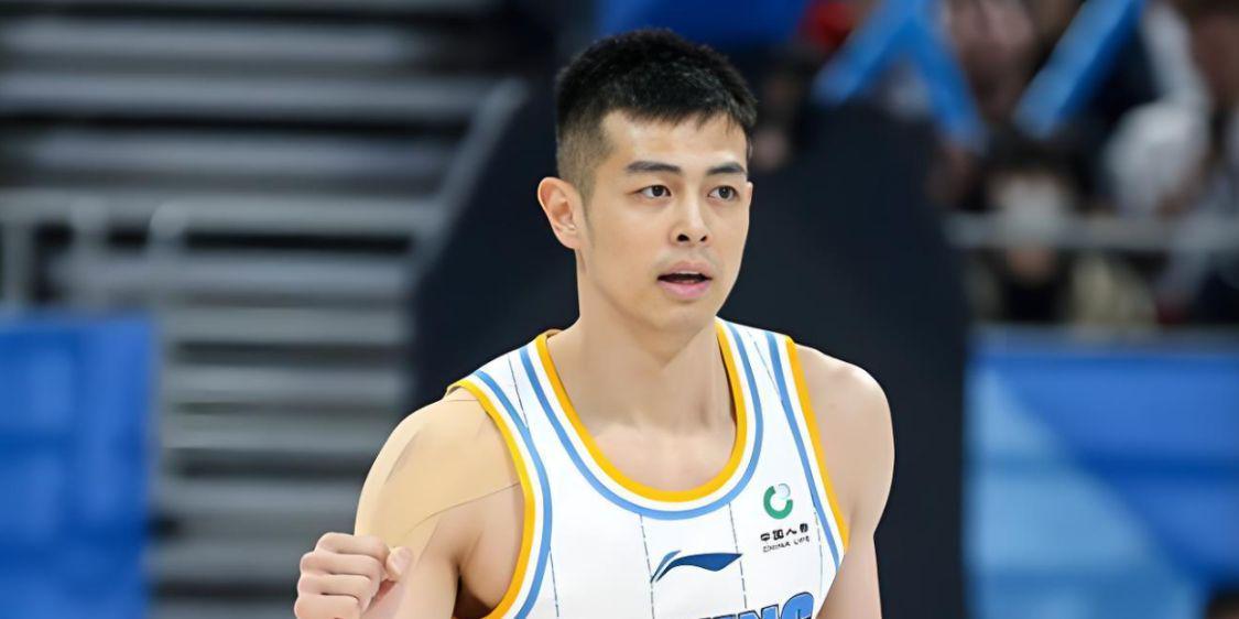 0分0板0助！北京队输广厦6分，揪出最差之人球迷：快退了吧