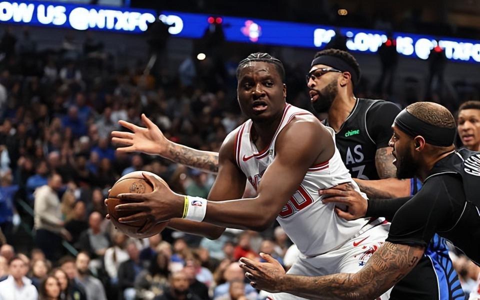 肉眼可见的垃圾合同！火箭为什么要3年长约签回这位老将呢