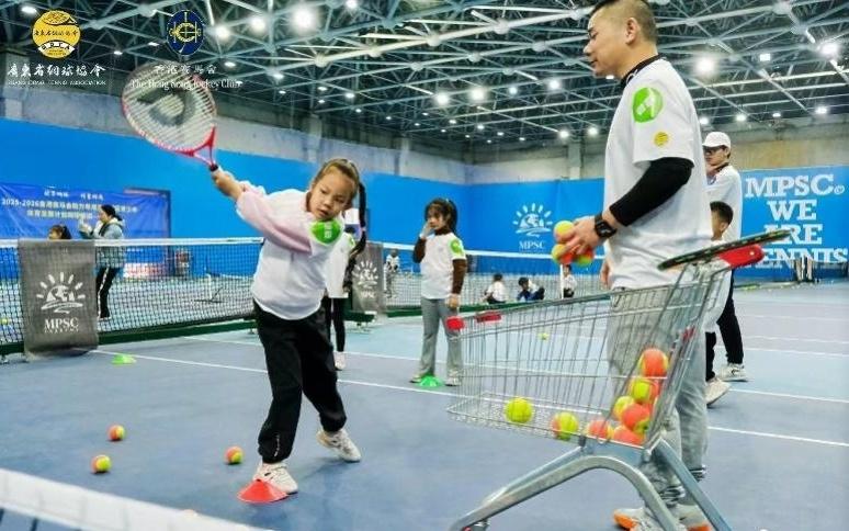粤港澳大湾区青少年体育发展计划网球培训在东莞、江门开营