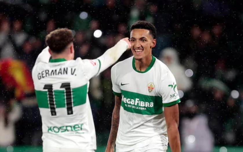 阿斯：俱乐部升入西甲后，可带动当地约60%的税收和就业增长