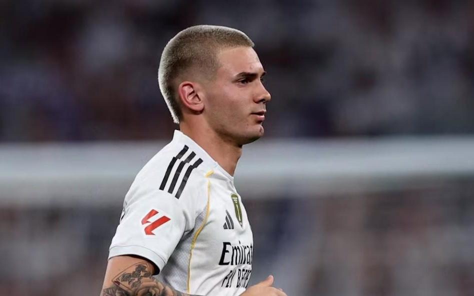 因马斯坦托诺在B队注册，皇马国王杯最多再派3个青训球员首发