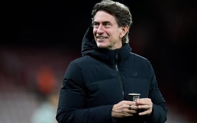 记者：弗兰克的情况不容乐观，他在热刺的生涯可能快到尽头