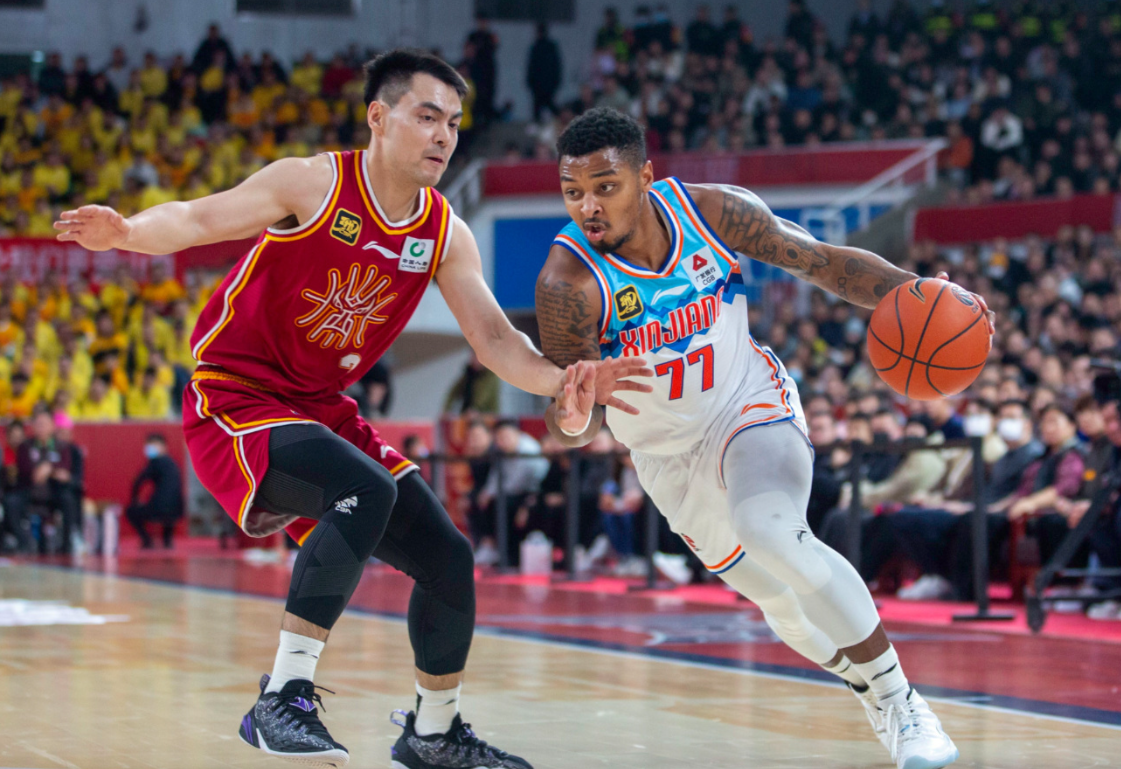 渴望重返CBA!昔日超级外援休赛期无人问津,曾场均狂砍29+7+6