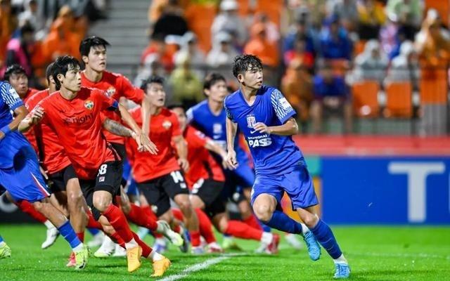 上海申花，在沉默中等待怒放or凋零