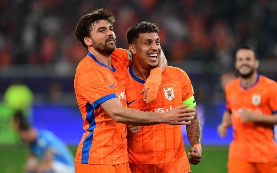 中超泰山提前锁定第五名，跌宕起伏又一季，上下齐心露峥嵘