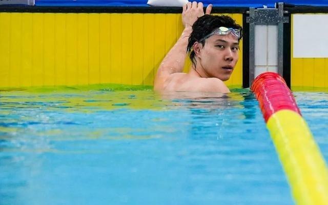 上海队覃海洋摘得全运会男子100米蛙泳金牌