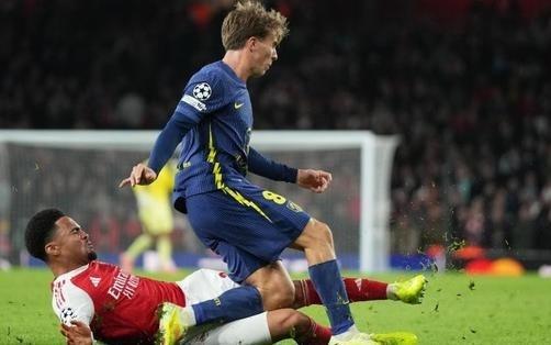 巴里奥斯：阿森纳的效率太惊人了，这个结果让我们感到很难受