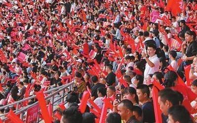 还能这么比较四川日报：“川超”场均进球数略低于中超，但远超英超