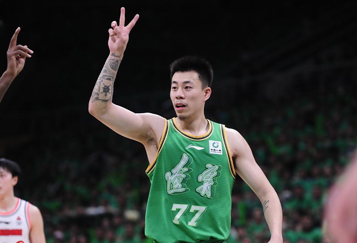 首秀7分！张镇麟1个缺点暴露，想念辽篮两后卫，上海教练给面子