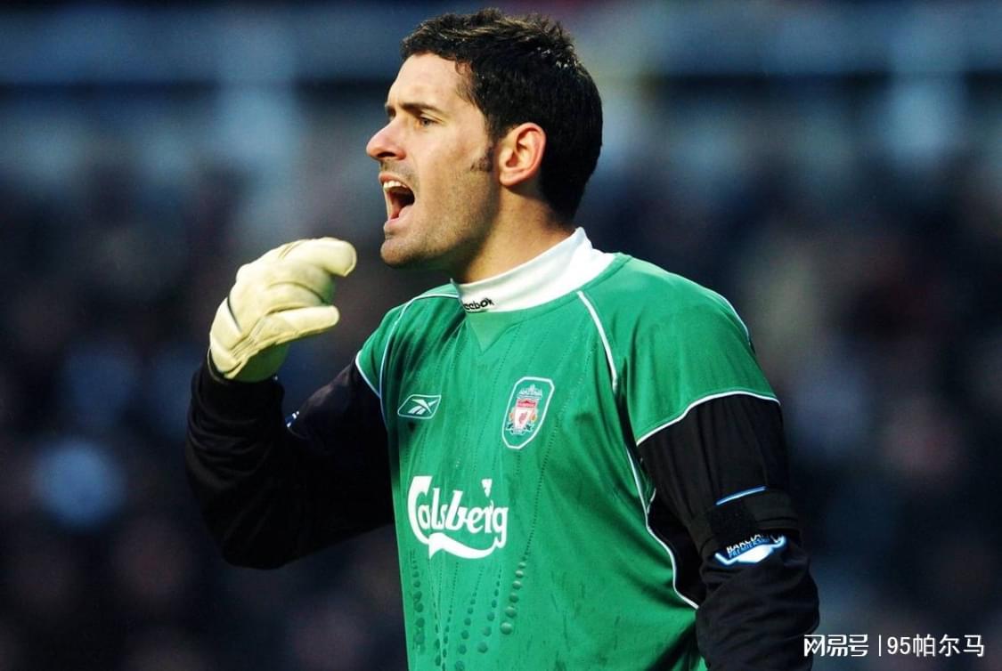 两极分化，效力10支球队的流浪汉，躺赢2次欧冠的大赢家