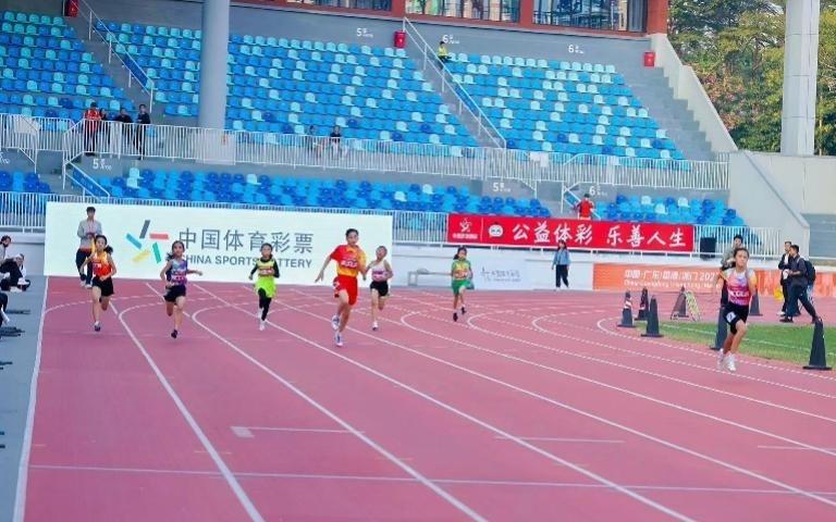 “奔跑吧少年”2025广州体育传统特