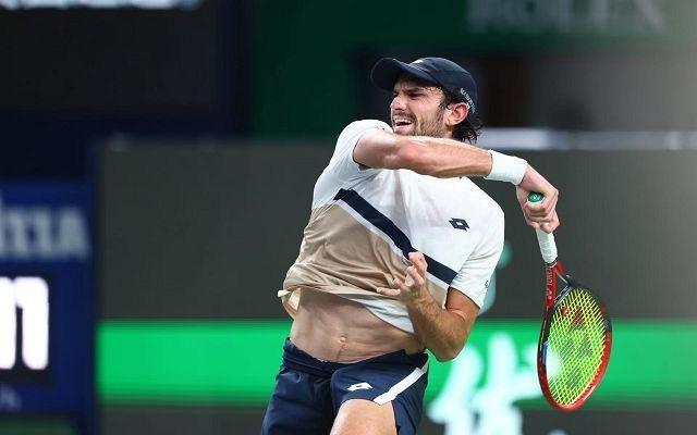 德约科维奇不敌超级黑马,对手:不要退役