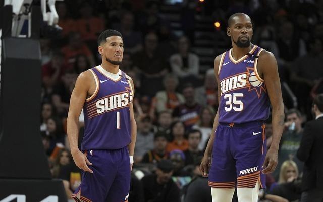 名嘴：杜兰特走后布克再次成为太阳的门面他还有2、3年巅峰期