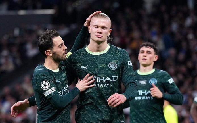 哈兰德本赛季俱乐部+国家队已打进34球，追平C罗1314赛季纪录