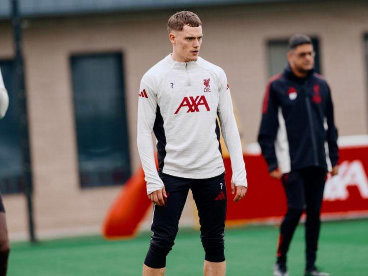 拜仁幸好没买维尔茨！17岁青训小将闪