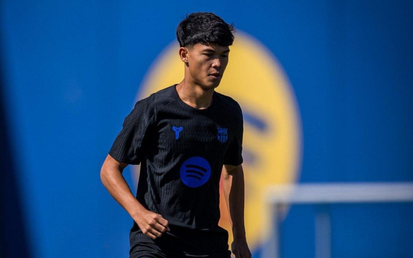 每体：得知德罗即将离开巴萨后，弗里克情绪明显低落