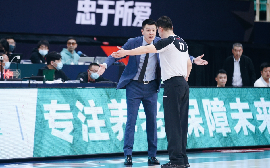 1人硬扛辽宁男篮！再问郭士强：28岁的CBA老将，还不能打动你吗