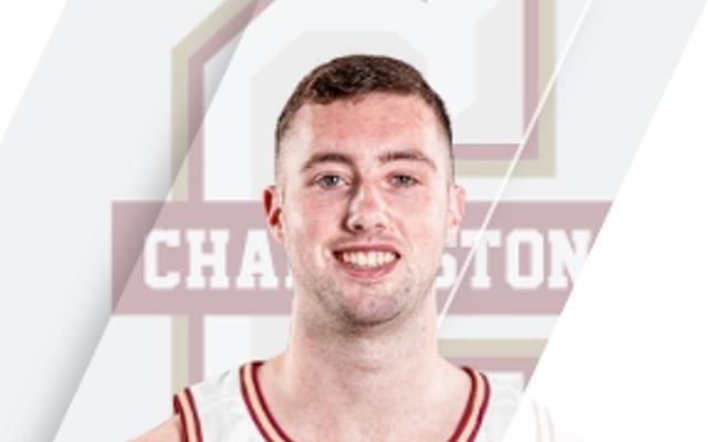 美记：森林狼和后卫CJ富尔顿签下一份Exhibit10合同