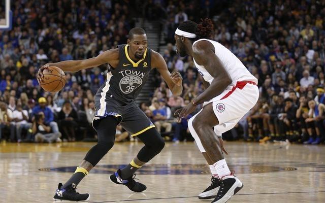 哈雷尔：杜兰特能打任何位置所以他和别人合作没什么困难之处