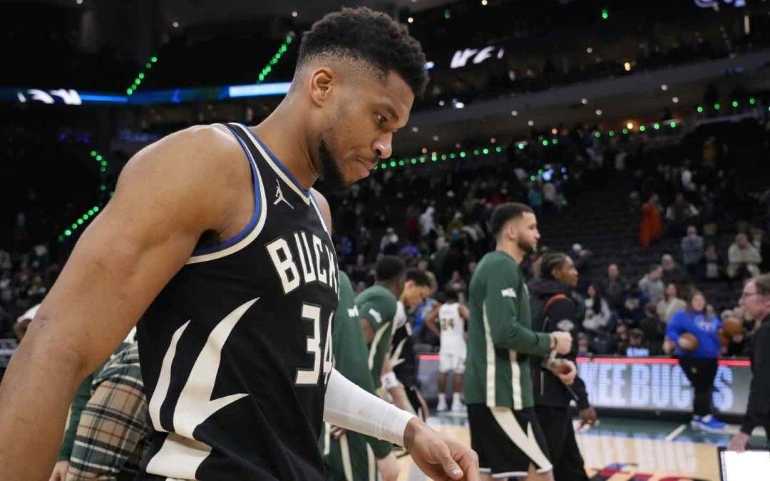 NBA传闻：利拉德试图招募字母哥加盟开拓者，但似乎并不奏效