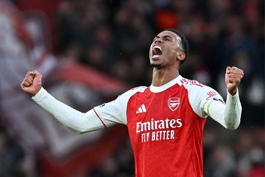 保罗默森：范迪克是劳斯莱斯，但目前加