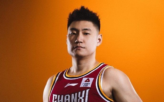 无人问津！CBA名将被迫退役，被北京首钢耽误多年