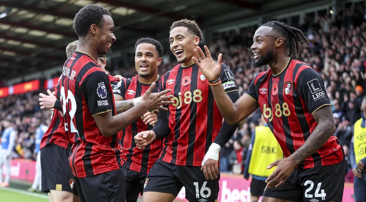 一场20诞生英超最大黑马,夏窗后防被挖空,却力压众豪门排第二