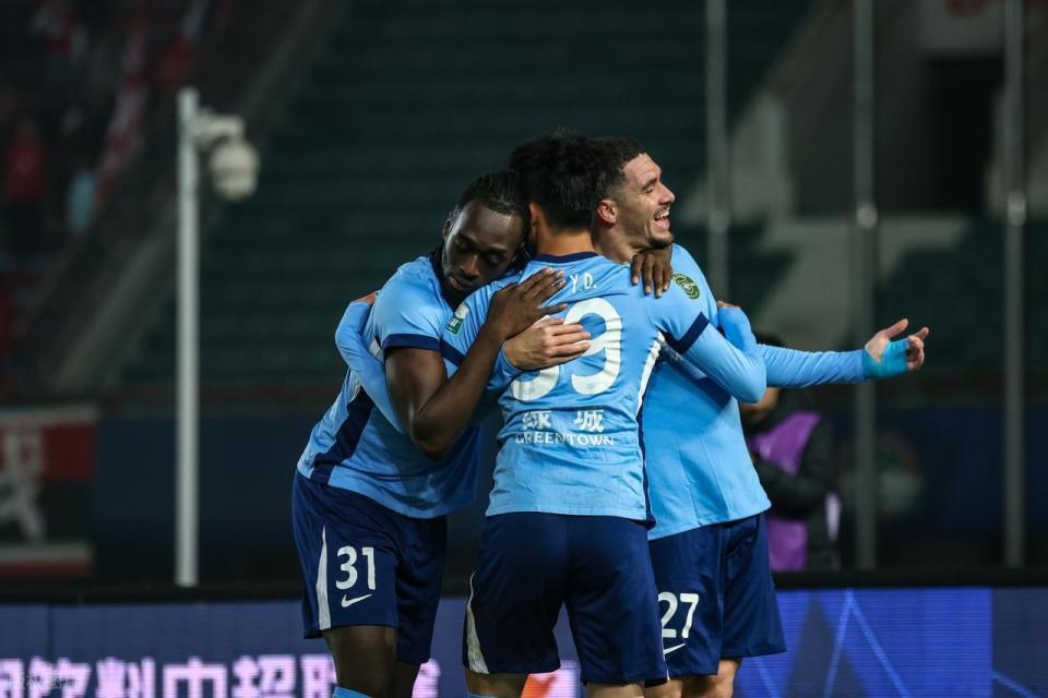 浙江近4轮3次绝平对手！搅乱争冠+保级形势补时轰13球创中超纪录