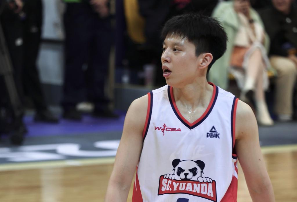 17分5助5断！中国女篮24岁新关键女王攻防一体：宫鲁鸣重用她