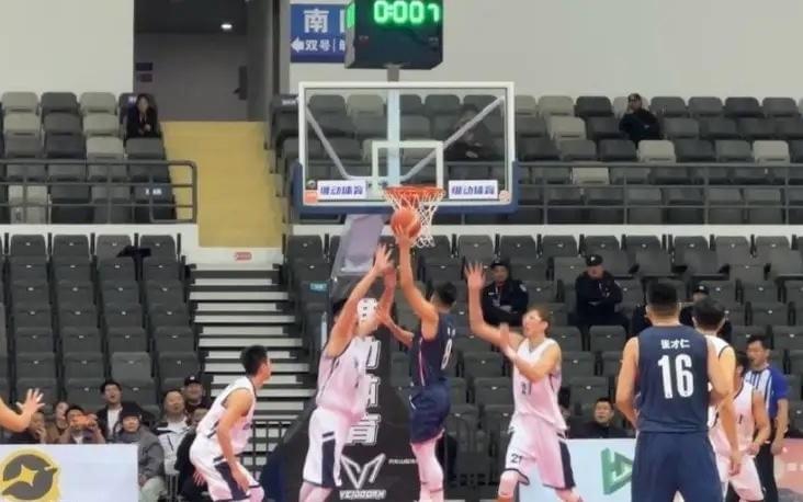 成为笑话！四川队被绝杀三连败，周琦后悔离开辽宁，重金打水漂