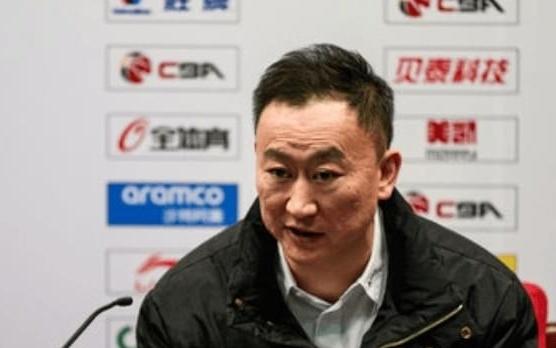 太离谱了！全队99分外援88分，本土仅得11分，网友这还是CBA吗