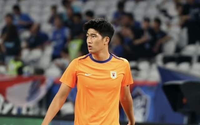 彭啸伤了，依木兰只踢45分钟，韩鹏1场毁掉口碑泰山队还得找洋帅