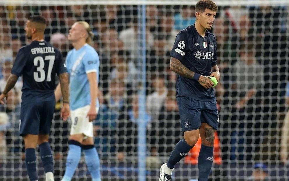 迪洛伦佐为红牌道歉：我承担责任，很抱歉让比赛变得复杂