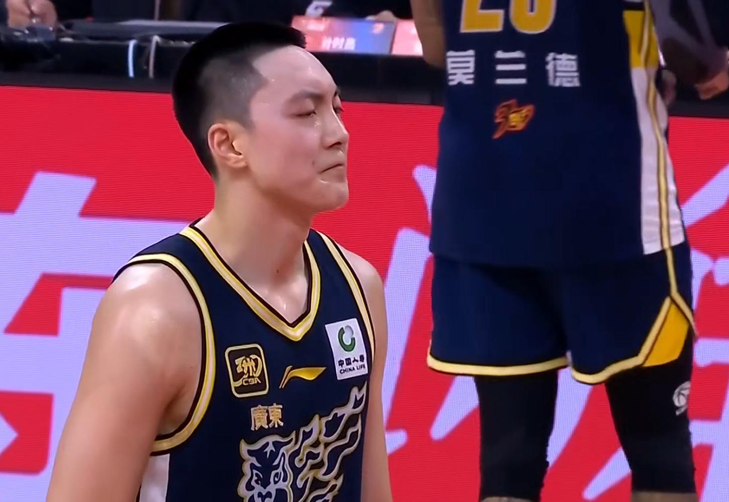 广东队的新领袖CBA顶级锋线正式“