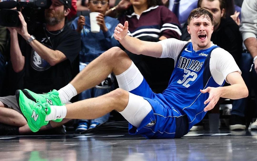 独行侠队主帅基德谈库珀弗拉格，作为新秀对NBA哨声的适应情况