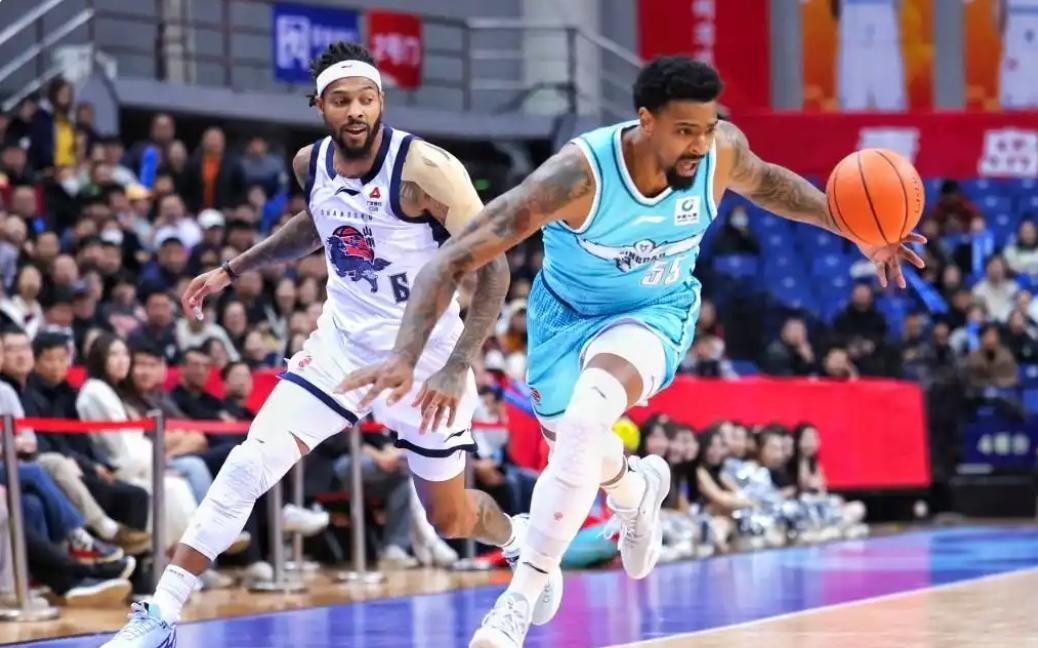 CBA排行榜洗牌：广东豪取7连胜再进前2，辽篮暴跌至第7，青岛黑马