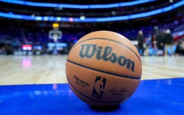 阴阳合同常态化美记：有球队用15万美元代言来招募自由球员