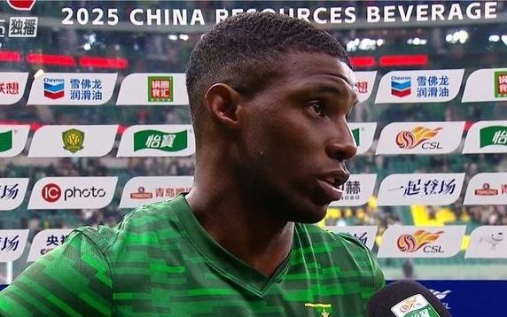 法比奥：每场都这样丢球，我们怎么拿足