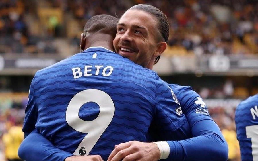 问题出在哪里格拉利什与安东尼离开曼市后双双迎来新生