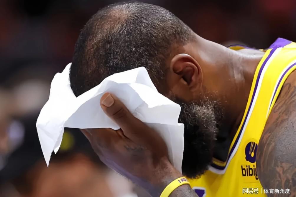 50亿投资计划破产！搭档离去，詹姆斯“破局NBA”失败