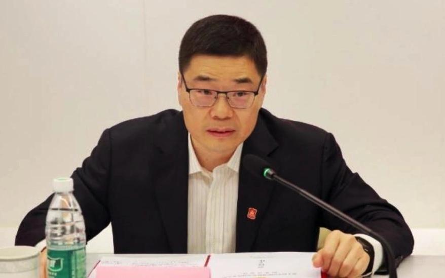 温情满分！杨瀚森随开拓者探院献爱心，NBA人文底蕴给CBA上一课