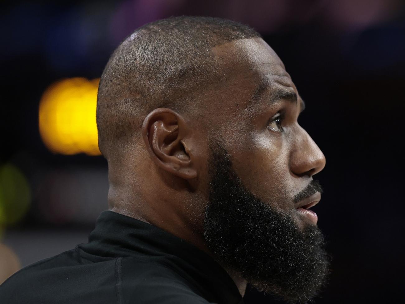 11比42落后，詹姆斯缺阵的两场季前赛，让湖人新阵容暴露短板