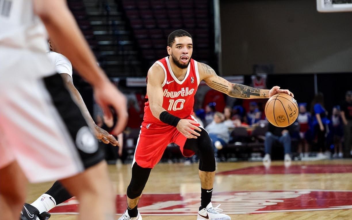 黄蜂再次签下二队后场球员，不过他估计很快就会被球队裁掉