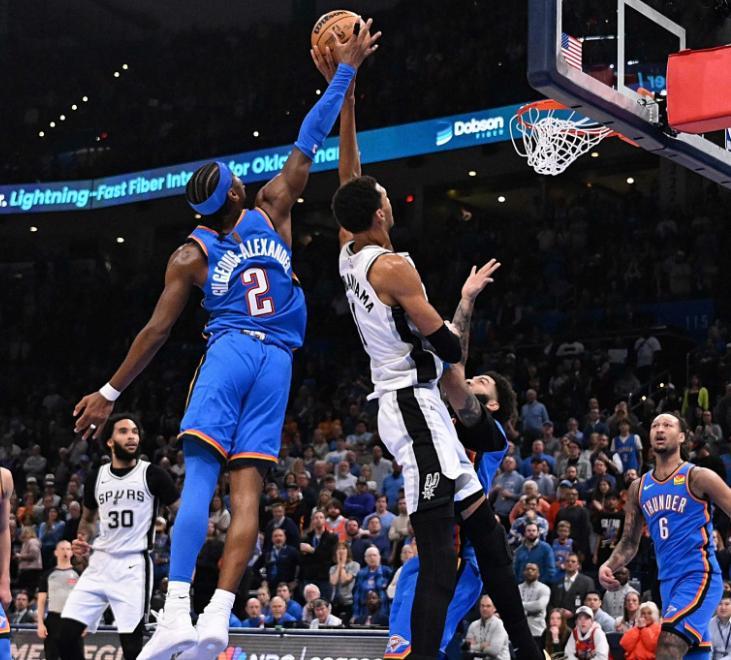 文班亚马吐槽现在盖帽太难，因为现在没人无脑冲击内线了！