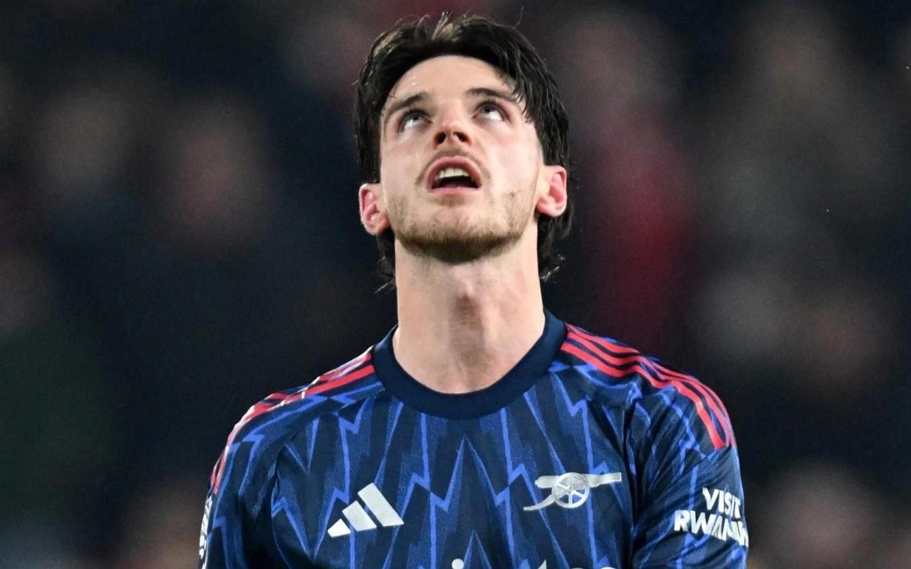 电讯报：战平森林后赖斯爆粗，对于争冠的紧张会加剧球迷焦虑