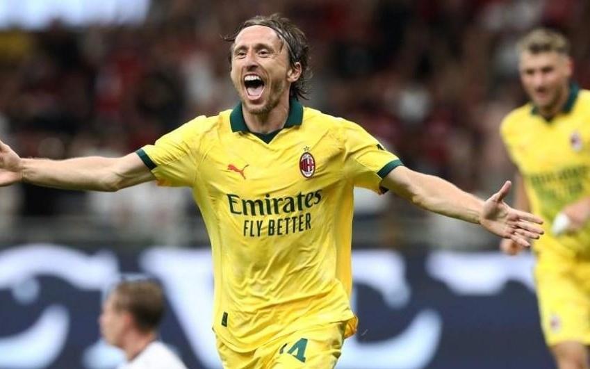 意甲有6名球员在40岁之后破门得分，其中米兰占3席