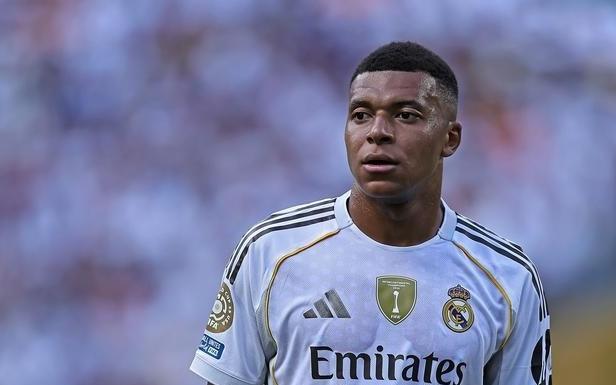 11次中目标，皇马创0304赛季以来球队欧冠上半场射正次数纪录