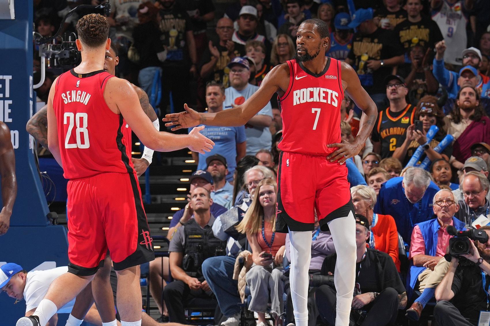 火箭队跌出前三！NBA更新官方战力榜：