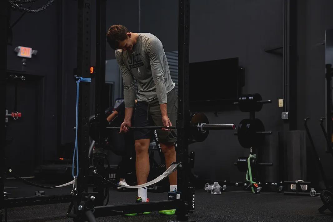 听取报价！NBA顶级盖帽手！湖人心心念念的大中锋