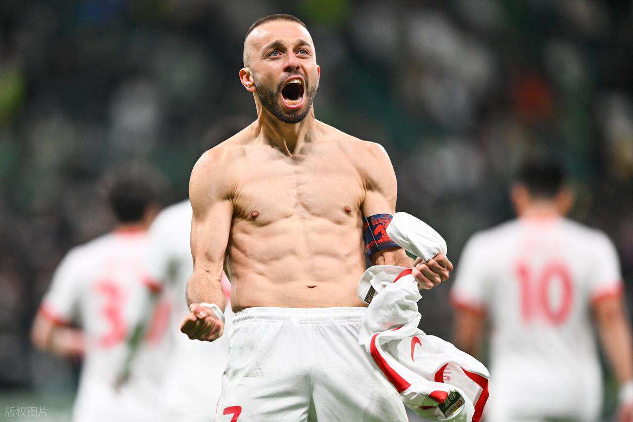 海牛队官宣两位功勋外援离队，未来或出手引进新大鱼，值得期待